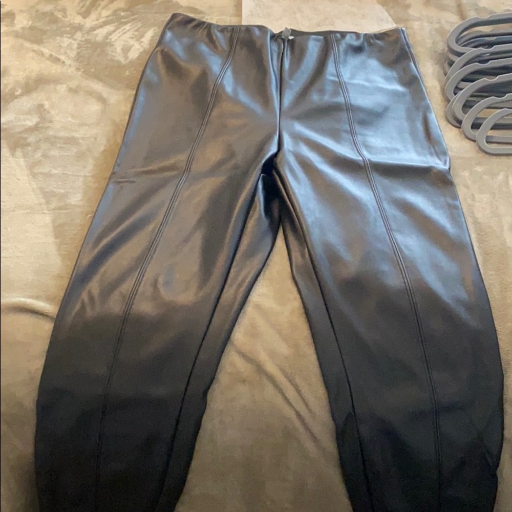 Leather leggings